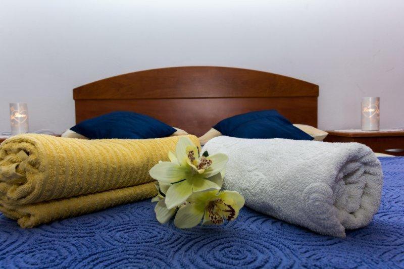 Apartments Jasna Трогир Екстериор снимка