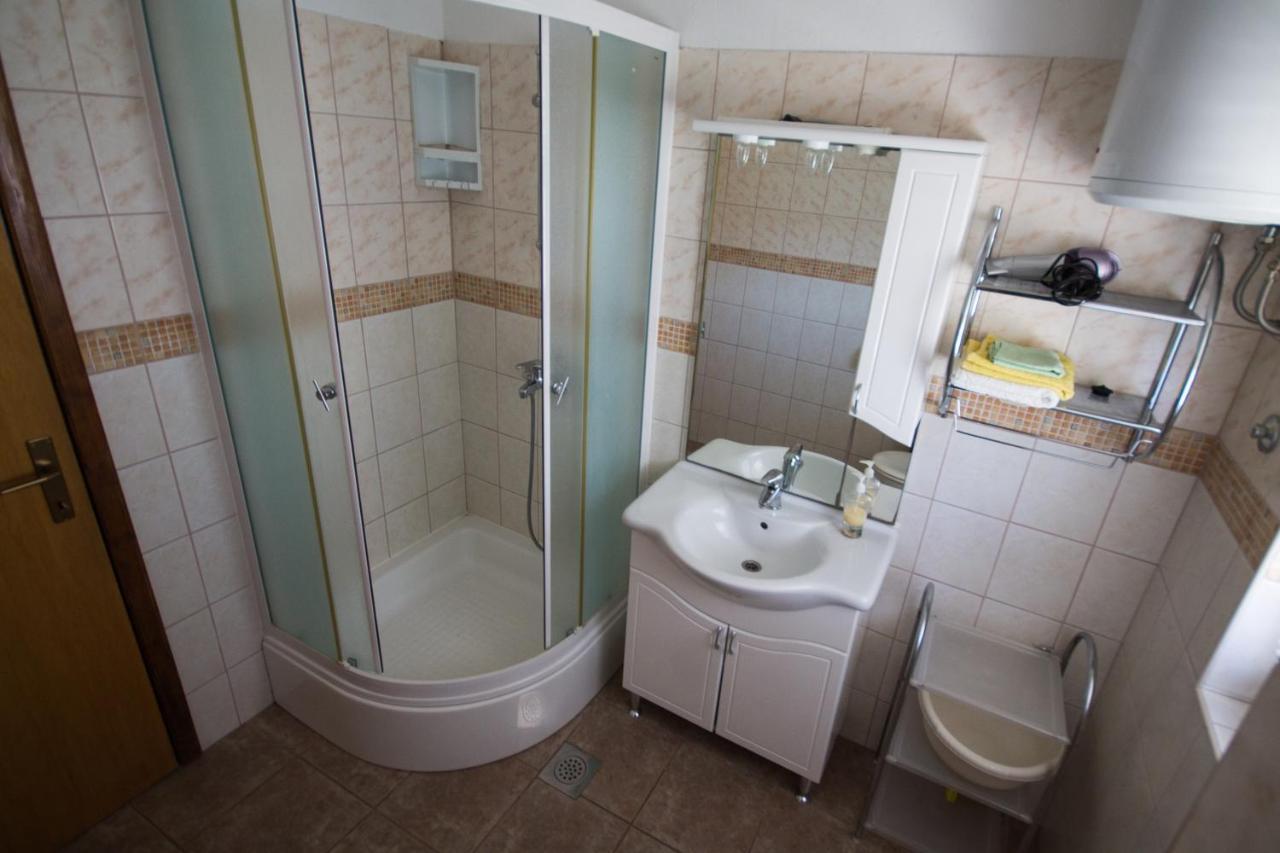 Apartments Jasna Трогир Екстериор снимка