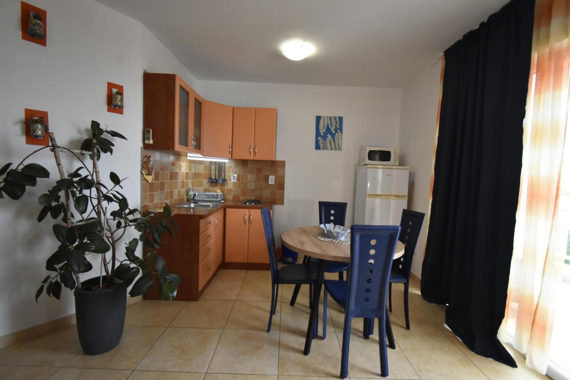Apartments Jasna Трогир Екстериор снимка